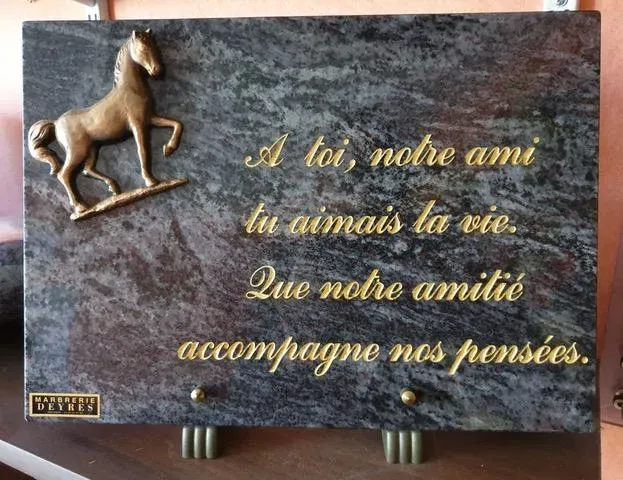 articles funéraires à Sauvian